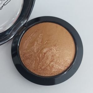 MAC mineralize skinfinish